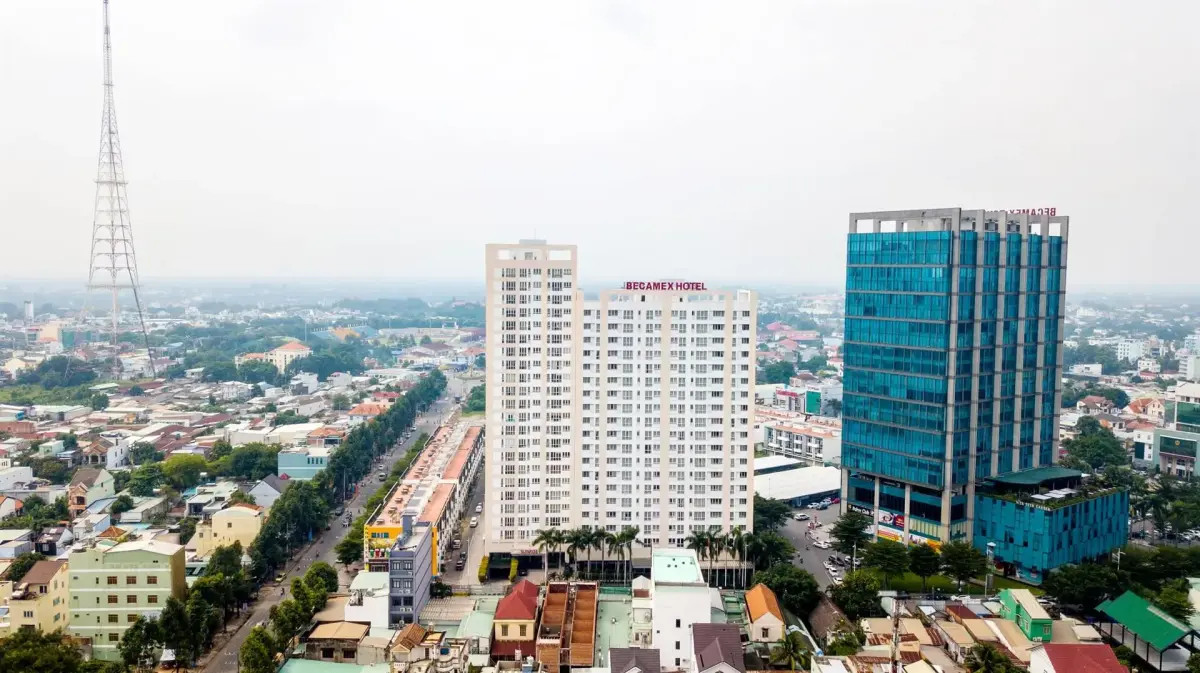 Nhà hàng Le Bistro với ẩm thực Việt đặc sắc tại Becamex Hotel Thủ Dầu Một