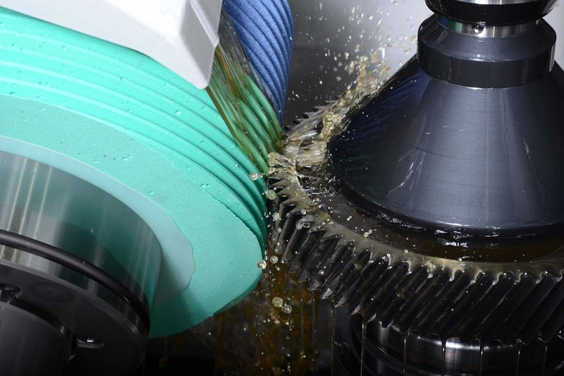 Máy tạo hình bánh răng CNC YK5115A hiện đại được CÔNG TY TNHH MỘT THÀNH VIÊN ĐẠI TIẾN ĐẠT sử dụng để tối ưu hóa sản xuất