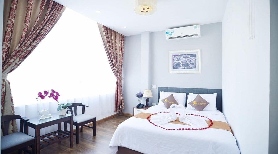 Nice Hotel - khách sạn quận Thanh Khê Đà Nẵng gọn gàng và tiện lợi