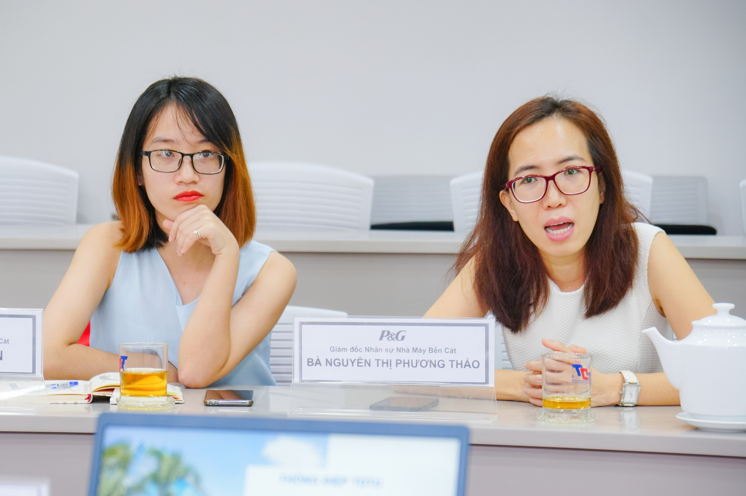 Bà Nguyễn Thị Phương Thảo, Giám đốc nhân sự Nhà máy P&amp;G Bến Cát ấn tượng văn hóa TDTU