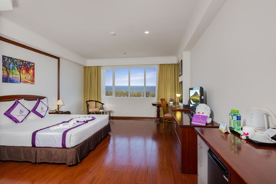 Phòng Deluxe Suite Khách sạn Park Diamond Phan Thiết