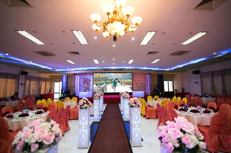 Phòng hội nghị rộng lớn tại Quy Nhơn Hotel
