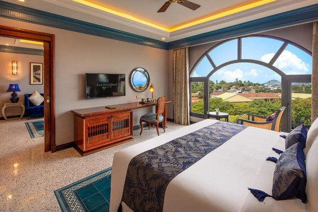 Phòng Junior Suite Silk Path Grand Hotel &amp; Spa Huế