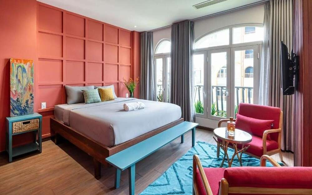 Phòng nghỉ tại Mersey Central Saigon, một khách sạn 4 sao Quận 1 sạch sẽ và thoải mái