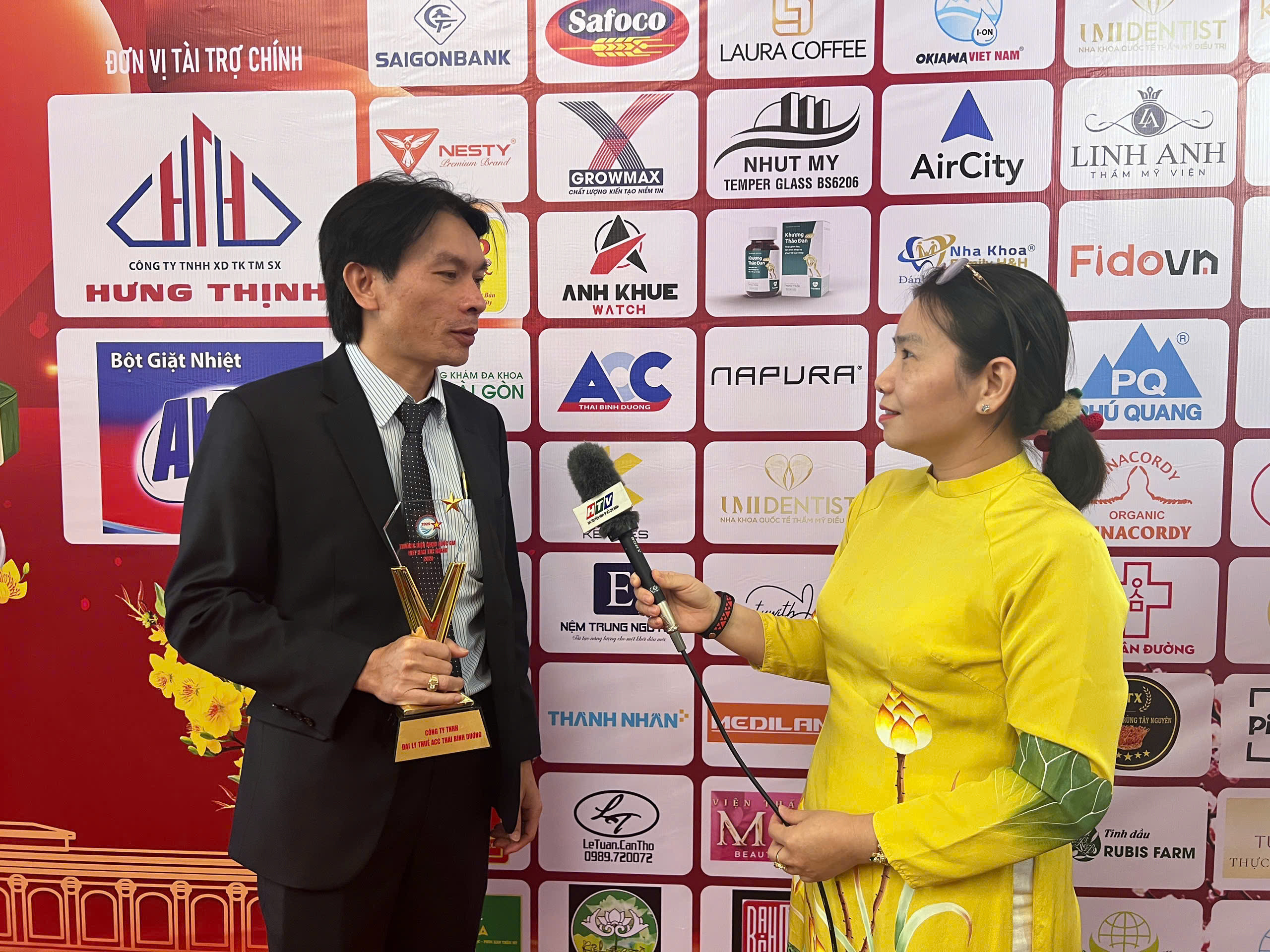 Ông Trần Ca chia sẻ tại buổi phỏng vấn về hành trình khởi nghiệp và đào tạo sinh viên ngành kế toán thuế