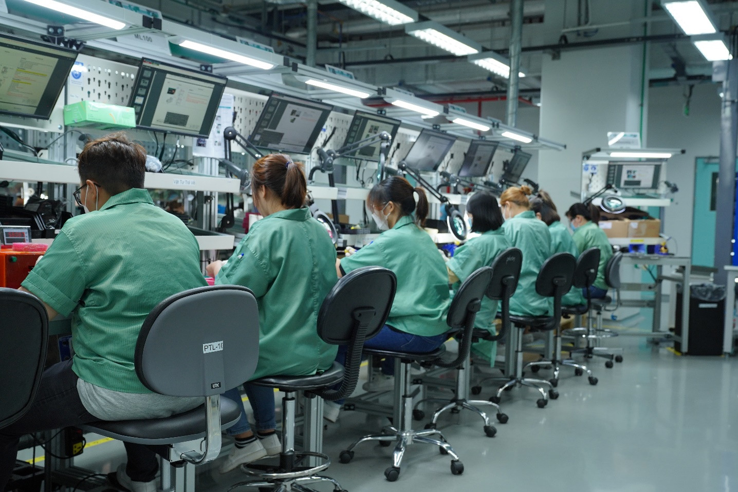 Nhân viên CÔNG TY TNHH PEPPERL FUCHS VIỆT NAM tham gia các hoạt động gắn kết tập thể, thể hiện môi trường làm việc năng động và chú trọng phúc lợi