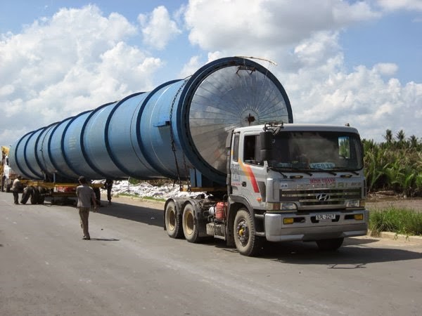 Vận chuyển hàng siêu trường siêu trọng bằng đường bộ của công ty tnhh vận tải thương mại hà anh