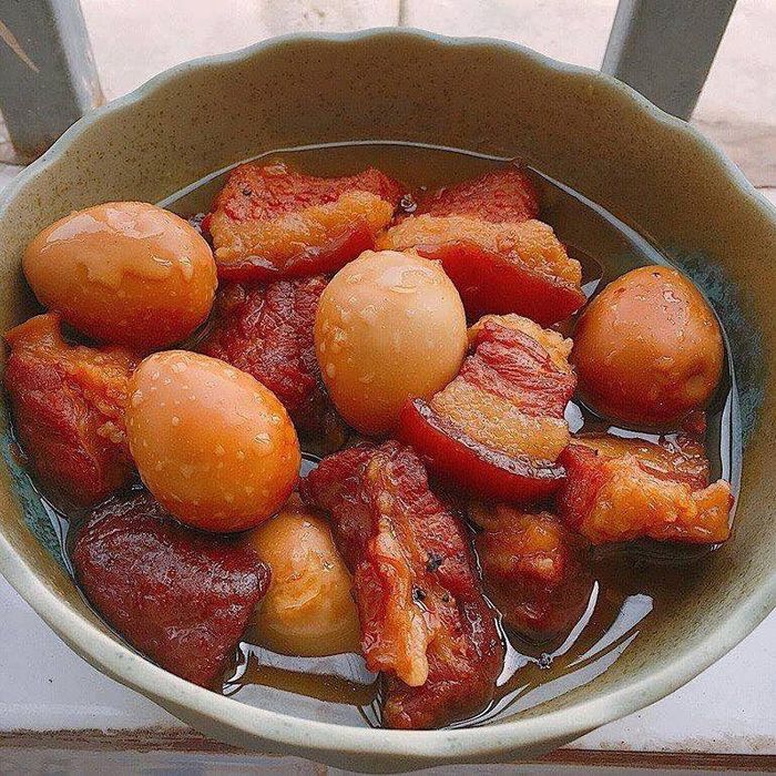 Thịt heo kho trứng truyền thống