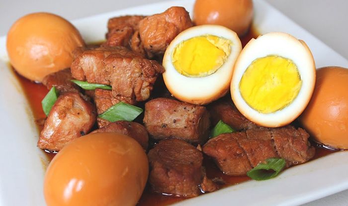 Thịt heo kho trứng thành phẩm