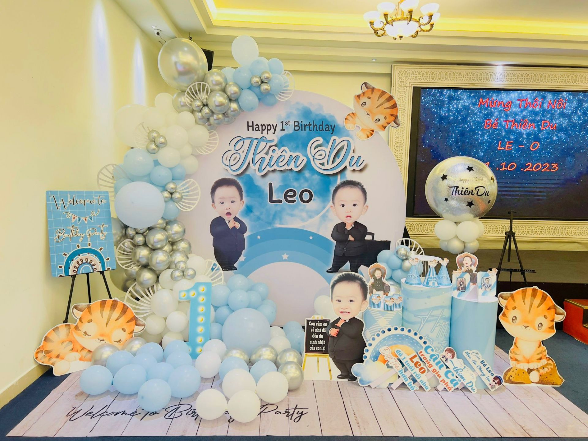 Tiệc thôi nôi ấm cúng được tổ chức chuyên nghiệp tại Trung tâm hội nghị tiệc cưới Hoàng Long