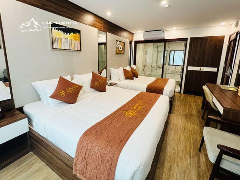 Toàn cảnh Catba View Hotel, nổi bật với view biển và núi, một lựa chọn tuyệt vời cho khách sạn ở Cát Bà gần biển giá rẻ
