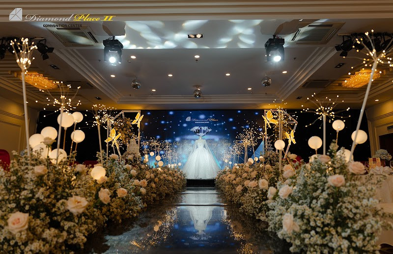 Trung tâm tiệc cưới hội nghị Âu Cơ Diamond Place II với không gian sảnh đón tiếp sang trọng
