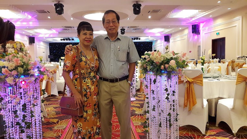 Trung tâm tiệc cưới hội nghị Âu Cơ với lối đi được trang trí tinh tế