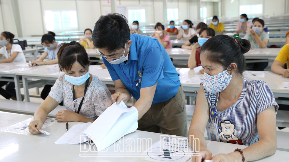 CÔNG TY TNHH GEU LIM CULTURE AND FASHION và hoạt động phổ biến thỏa ước lao động tập thể tại các doanh nghiệp Nam Định