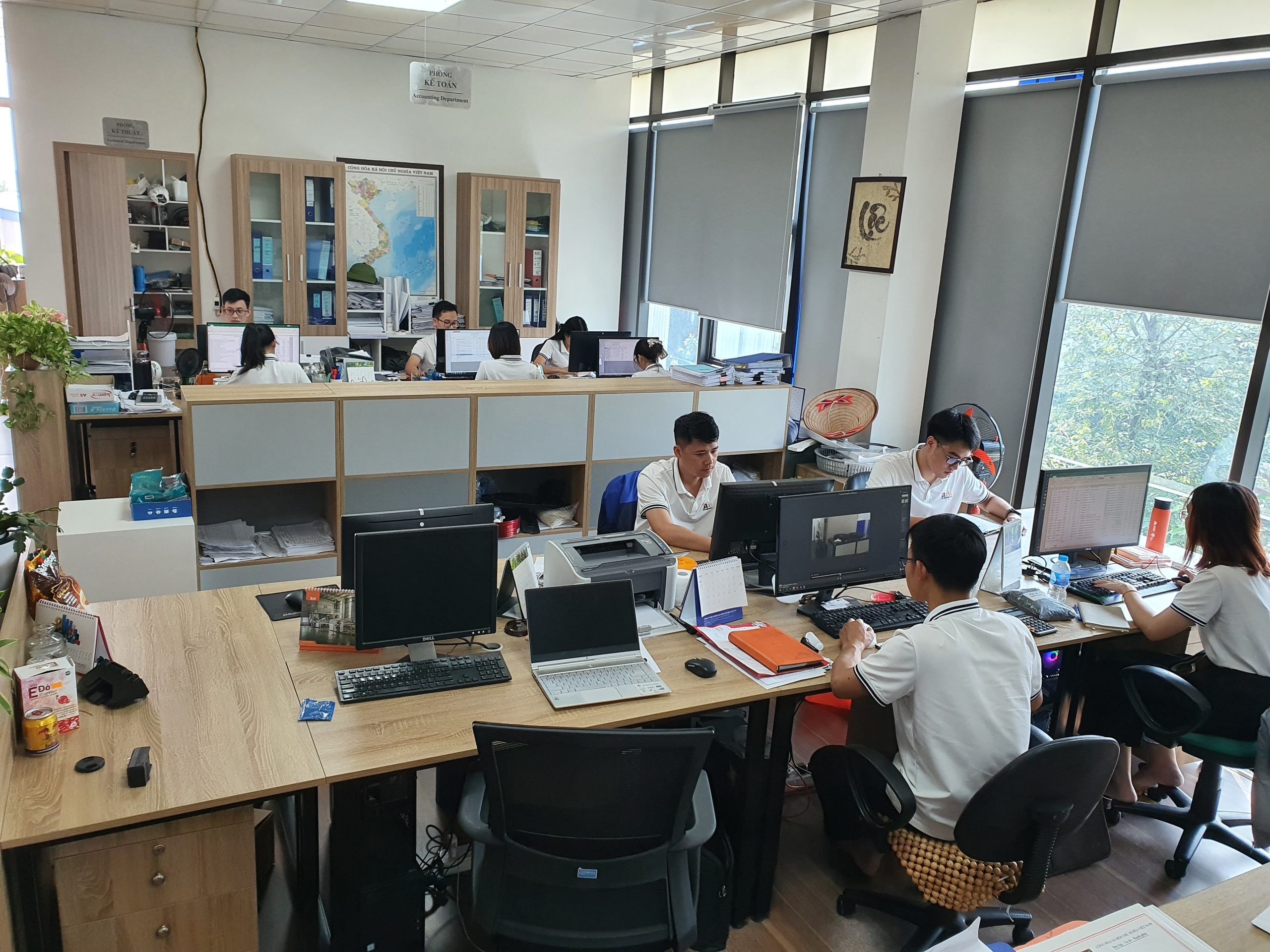 Văn phòng công ty TNHH Công nghiệp và Dịch vụ Bình Minh