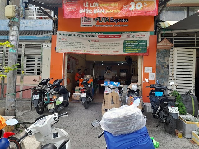 Văn phòng Xe Phương Trang Đồng Đen Tân Bình