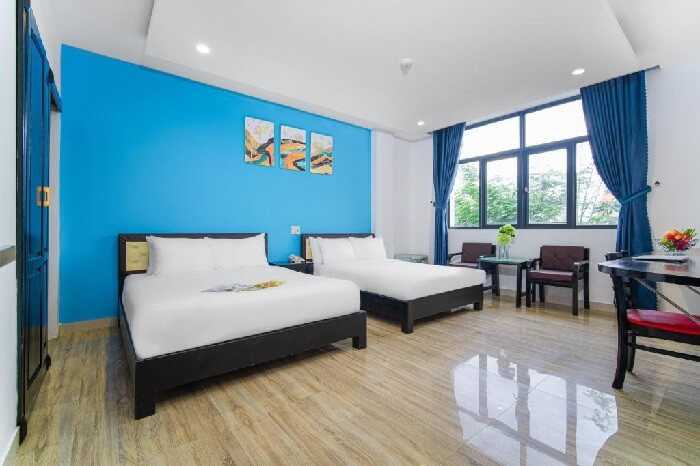 View từ trên cao của La Maison DaNang Beach, một trong những khách sạn đường Phạm Văn Đồng Đà Nẵng gần biển
