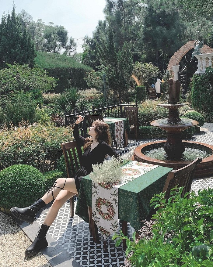 Vũ Garden Bình Dương, một khu vườn hoa hồng đẹp nhất Việt Nam, được quy hoạch theo phong cách Châu Âu