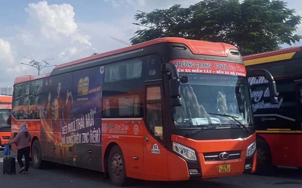 xe phuong trang ben xe mien tay di vung tau
