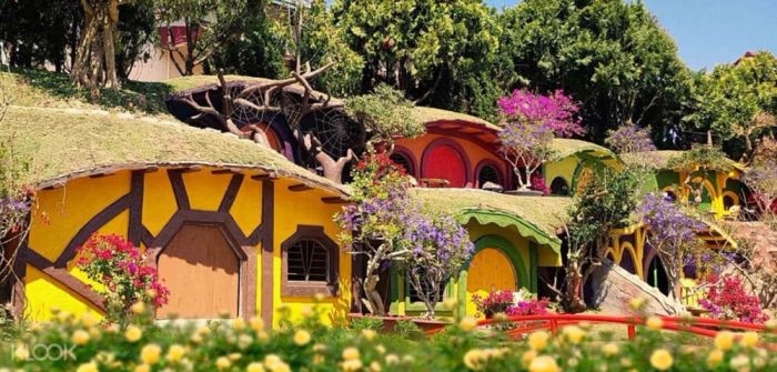 Lạc vào Vương Quốc Cổ Tích Fairytale Land Đà Lạt, nơi có những ngôi nhà Hobbit và hầm rượu vang ấn tượng.