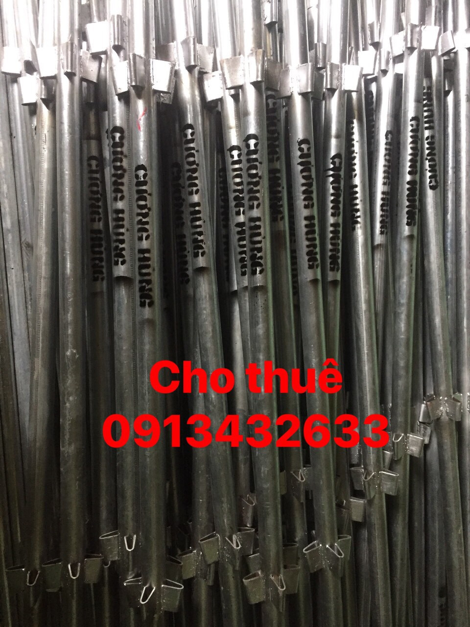 Hệ thống chống nêm hiệu quả, góp phần vào sự vững chắc của công trình.