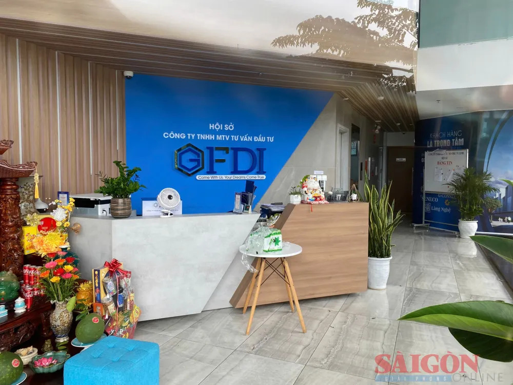 Không gian làm việc tại văn phòng một doanh nghiệp ở Cẩm Lệ, Đà Nẵng