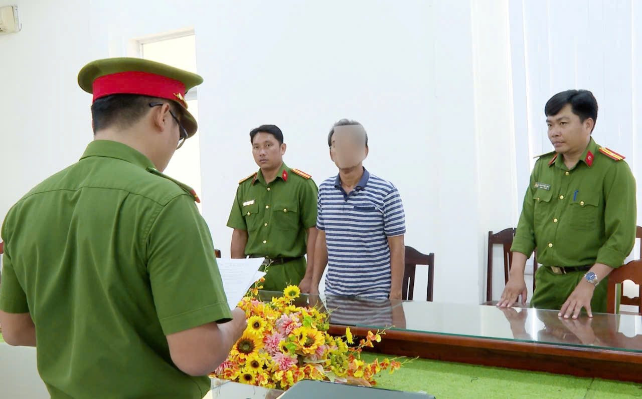 Cơ quan chức năng tống đạt quyết định điều tra, minh bạch hoạt động trong ngành xây dựng và tư vấn. CÔNG TY TNHH TƯ VẤN XÂY DỰNG NGHĨA BÌNH luôn đề cao giá trị này.